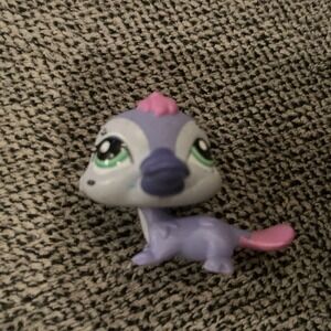 Authentic Littlest Pet Shop Lps 2528 Pretty Two Tone Purple Platypus